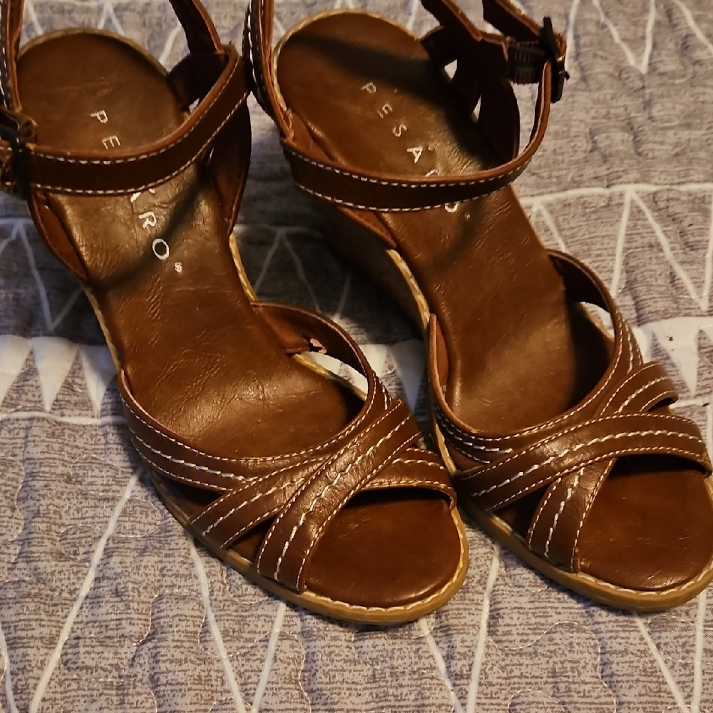 Pesaro Tan Women's Wedge Sandals